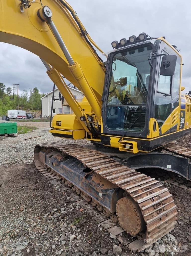 Komatsu PC 210 LC Gravemaskiner på larvebånd