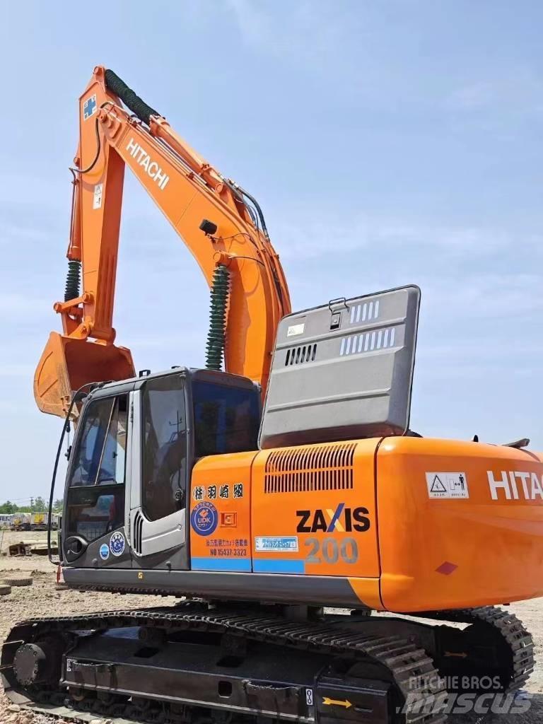 Hitachi ZX200 Gravemaskiner på larvebånd