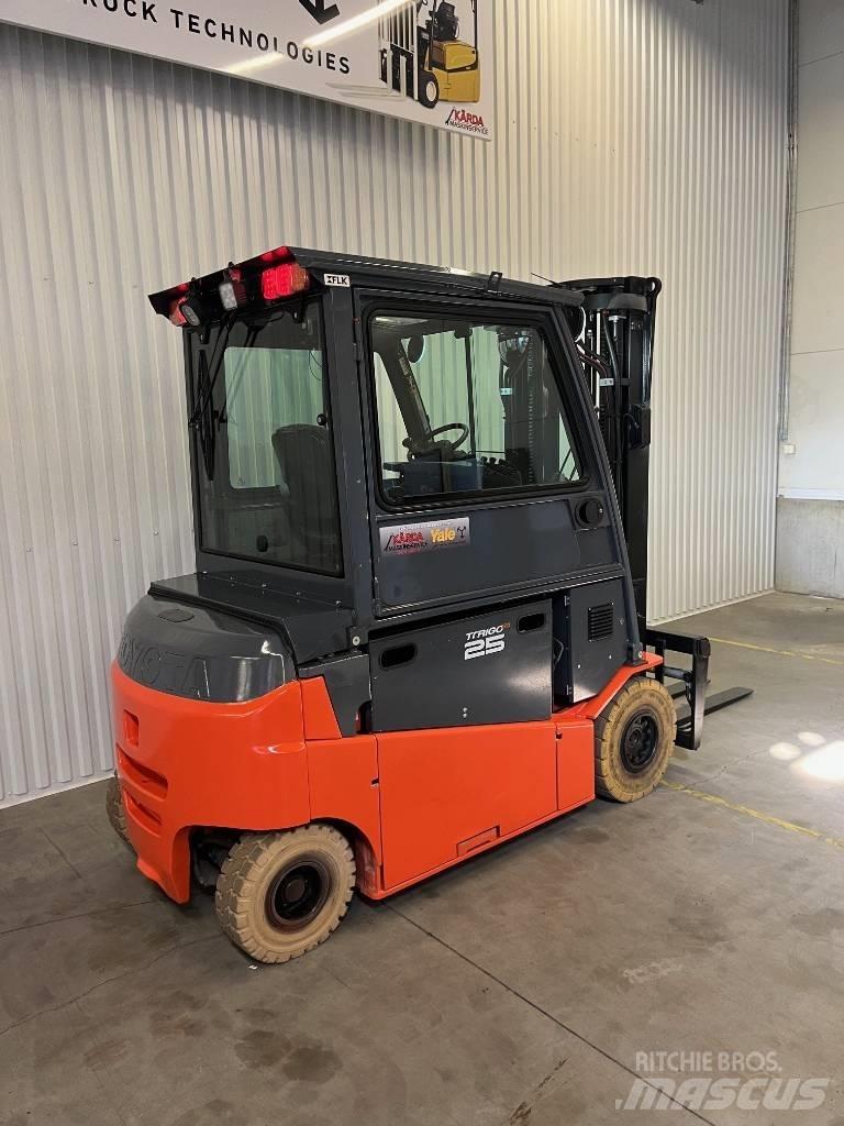 Toyota 8 FBMT 25 El gaffeltrucks