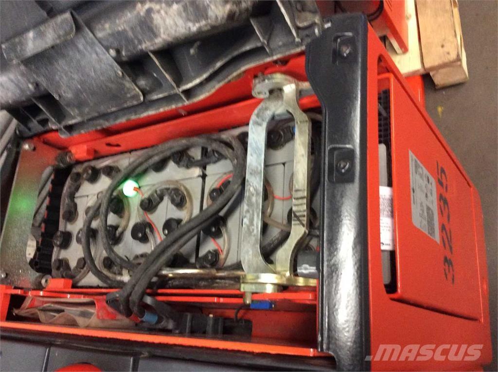 Linde T20AP Selvkørende stablere