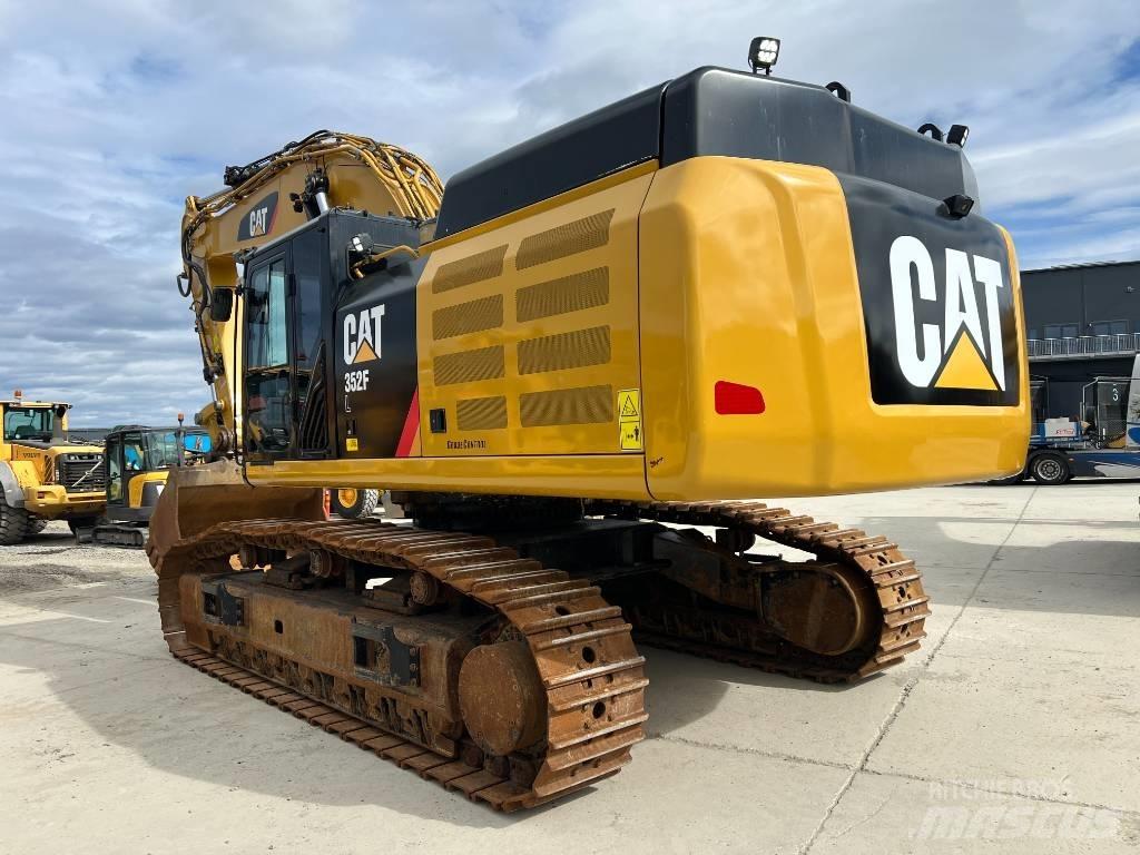 CAT 352F Gravemaskiner på larvebånd