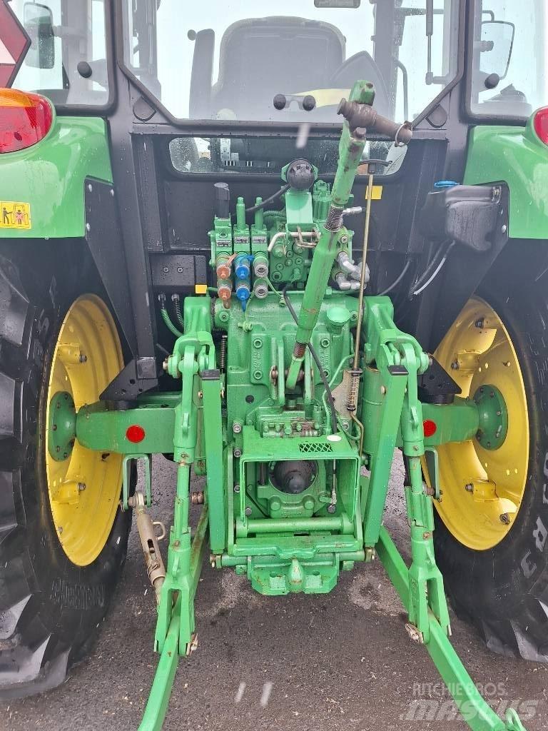 John Deere 5100 R Traktorer