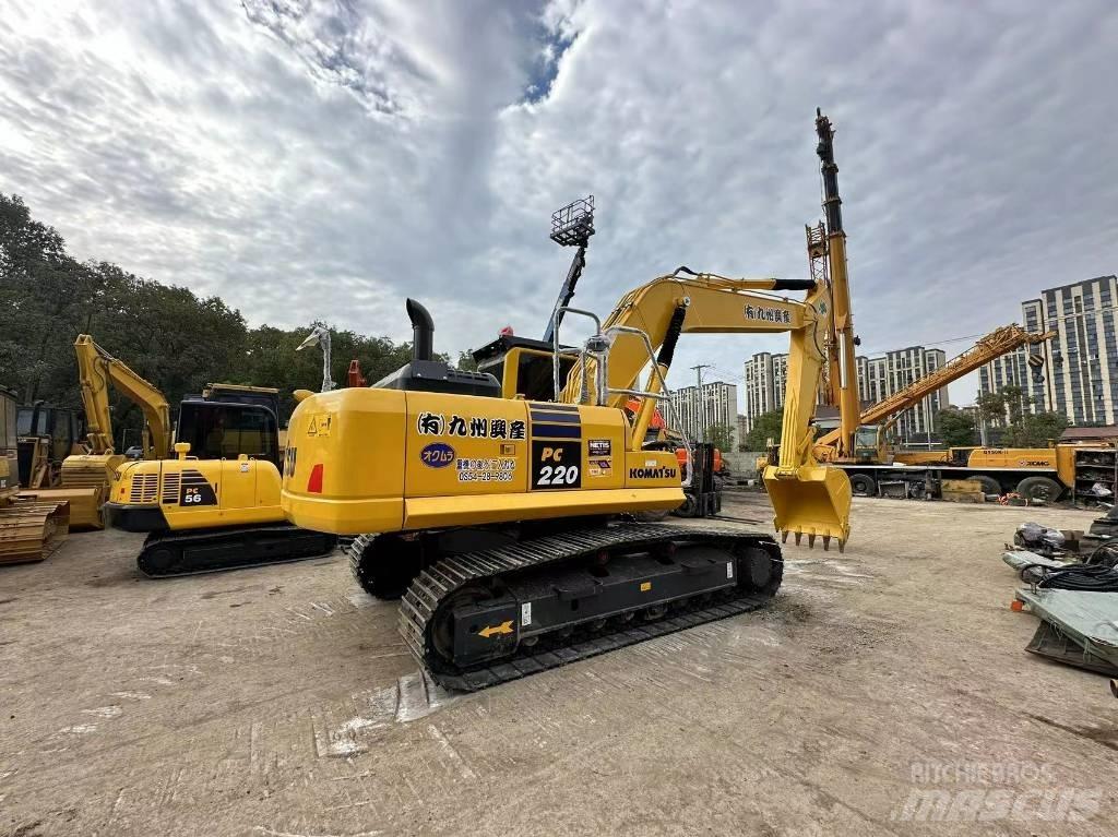 Komatsu pc220 Gravemaskiner på larvebånd