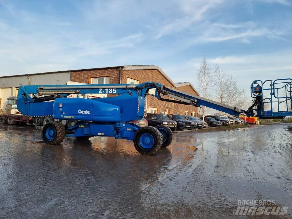 Genie Z 135 4x4 Bomlifte med knækarm