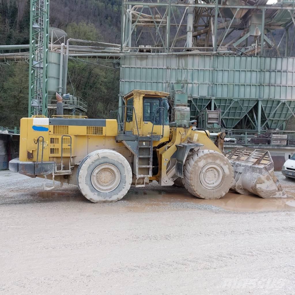Komatsu WA 600-3 Læssemaskiner på hjul