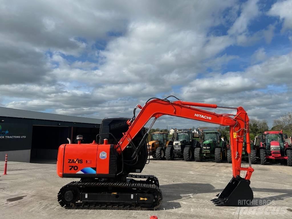 Hitachi Zaxis 70 Gravemaskiner på larvebånd