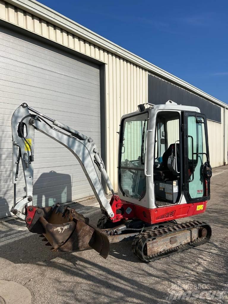 Takeuchi TB216 Minigravemaskiner