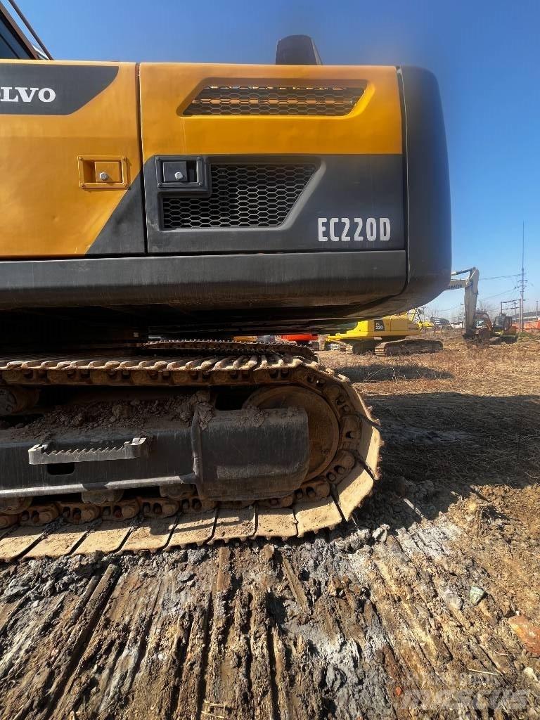 Volvo EC 220 Gravemaskiner på larvebånd