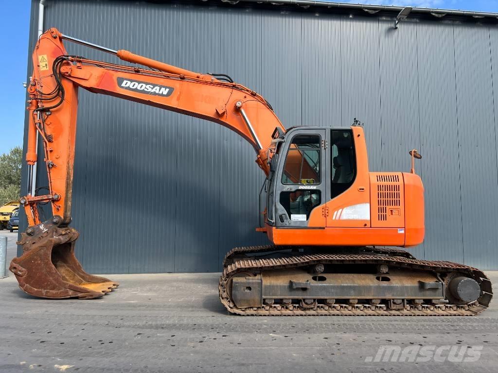 Doosan DX235LCR Gravemaskiner på larvebånd