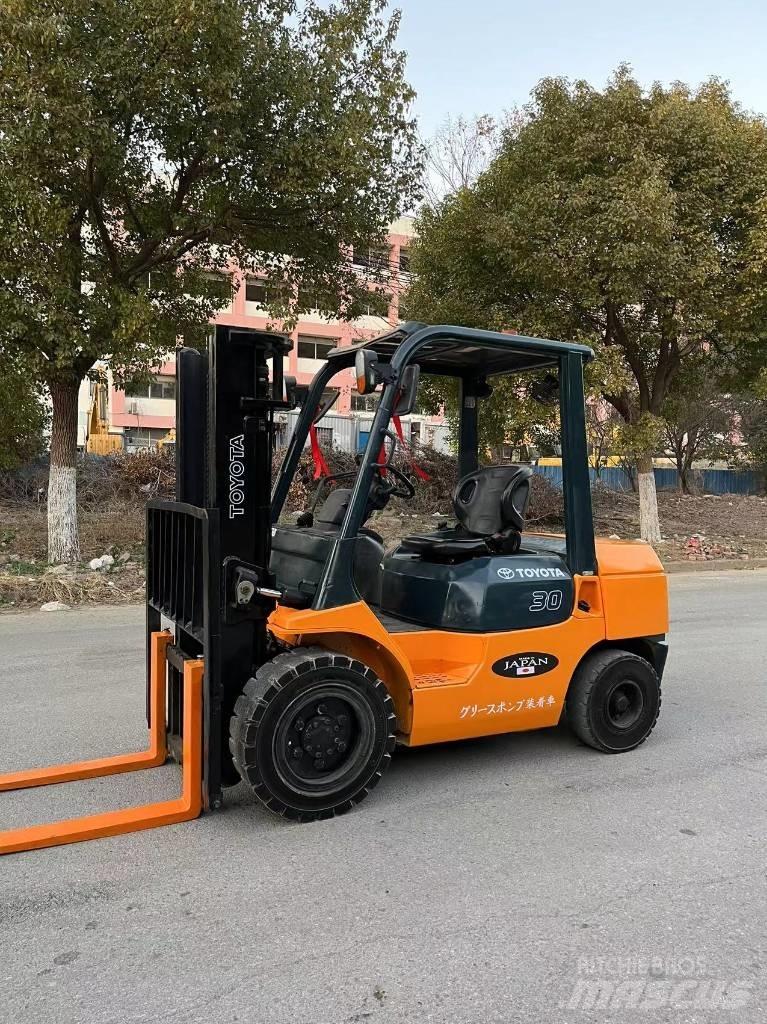 Toyota 7 FDN 30 Diesel gaffeltrucks