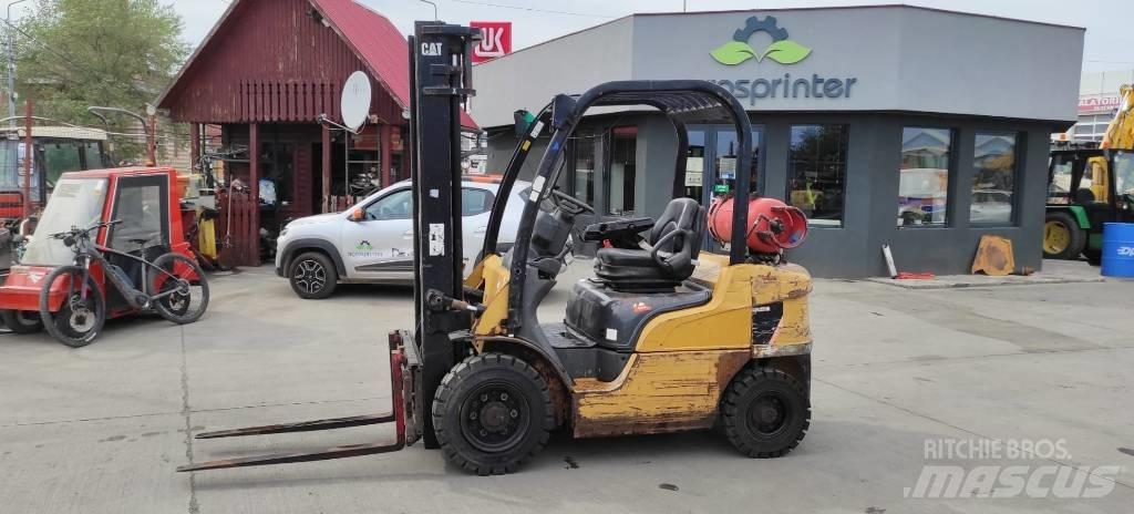 CAT GP 25 N LPG gaffeltrucks