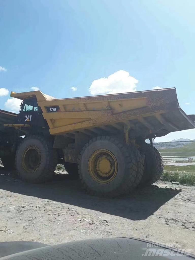 CAT 777 D Knækstyrede dumpere