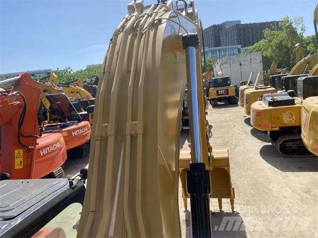CAT 330 GC Gravemaskiner på larvebånd