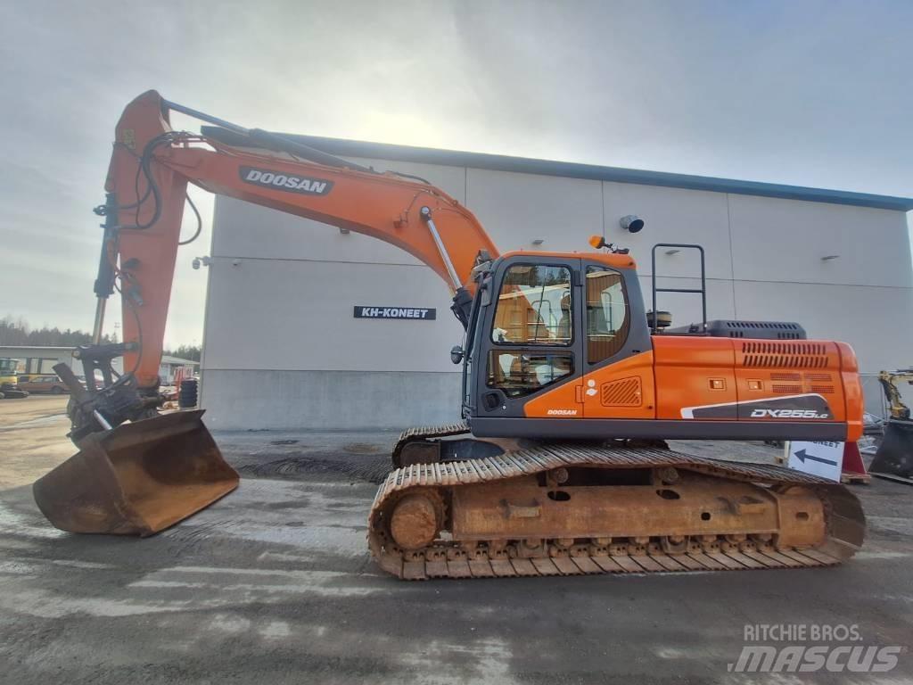 Doosan DX 255 LC-5 Gravemaskiner på larvebånd