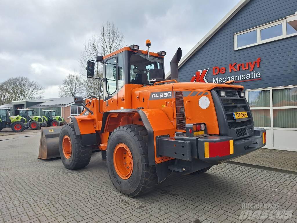 Doosan DL250 Læssemaskiner på hjul