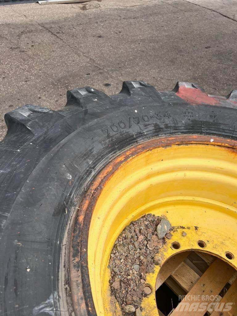 Nokian 700/70-34 Dæk, hjul og fælge