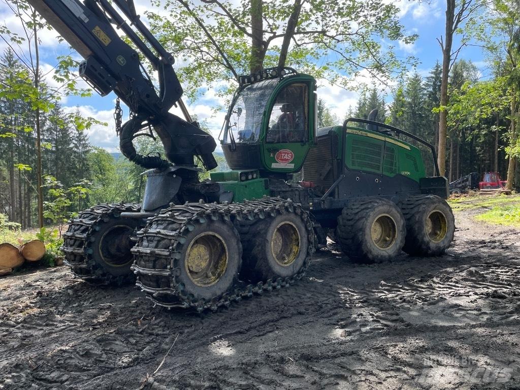 John Deere 1270G 8WD Skovningsmaskiner