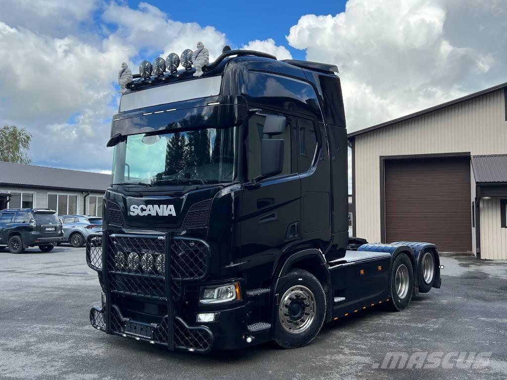 Scania R 500 A6X2NB Trækkere