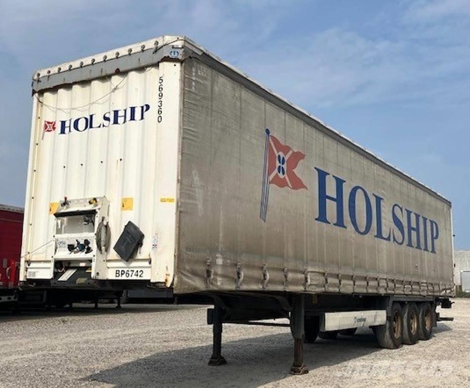 Krone SDP 27 Semi-trailer med Gardinsider