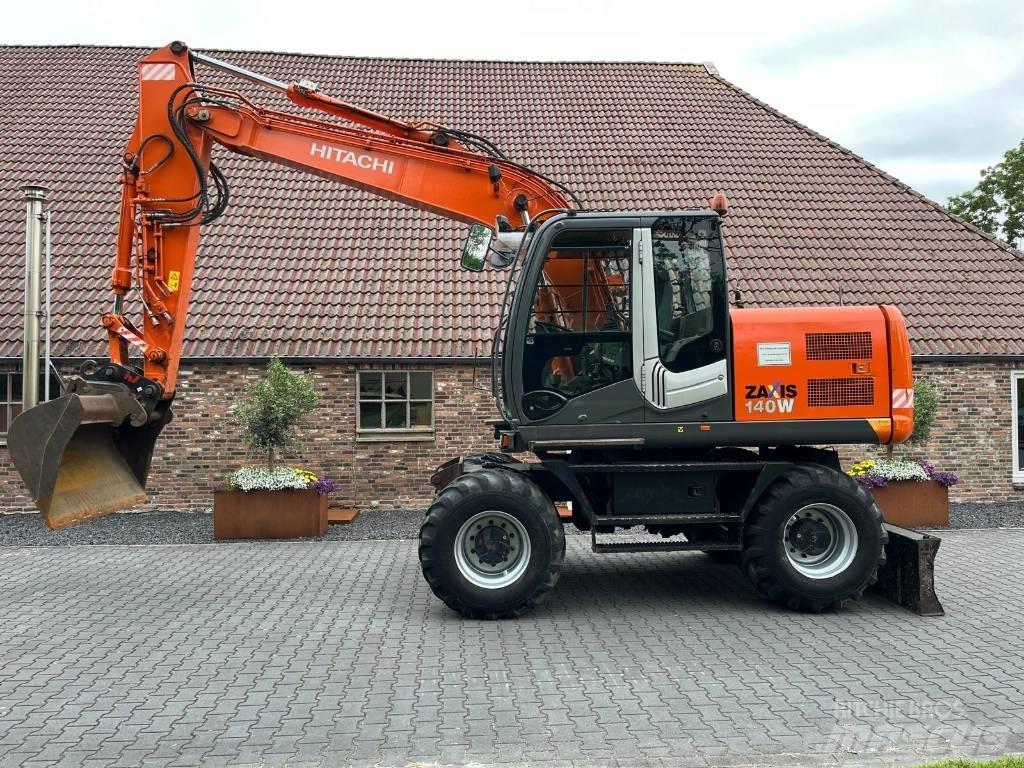 Hitachi ZX 140 W-3 Gravemaskiner på hjul