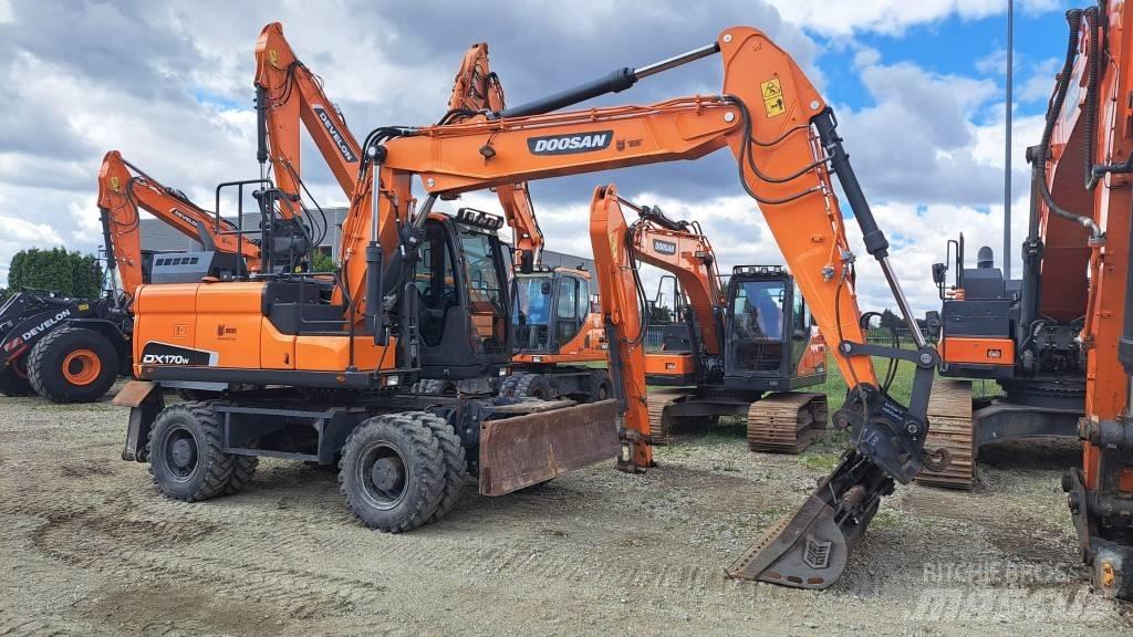 Doosan DX 170 W Gravemaskiner på hjul