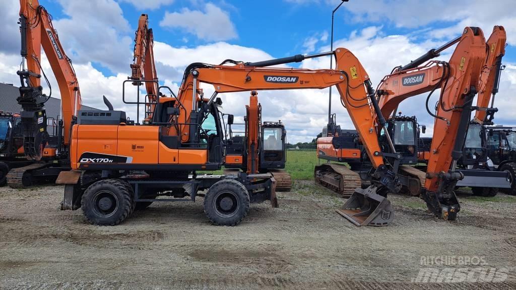 Doosan DX 170 W Gravemaskiner på hjul