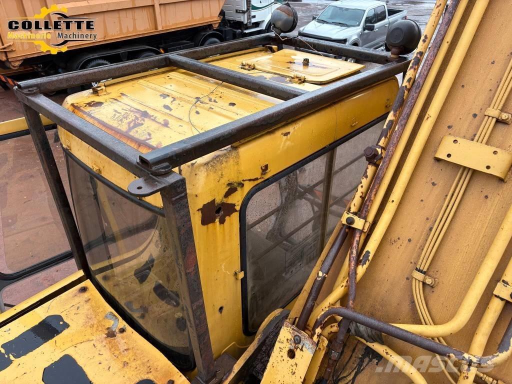 DEERE 892E LC Gravemaskiner på larvebånd