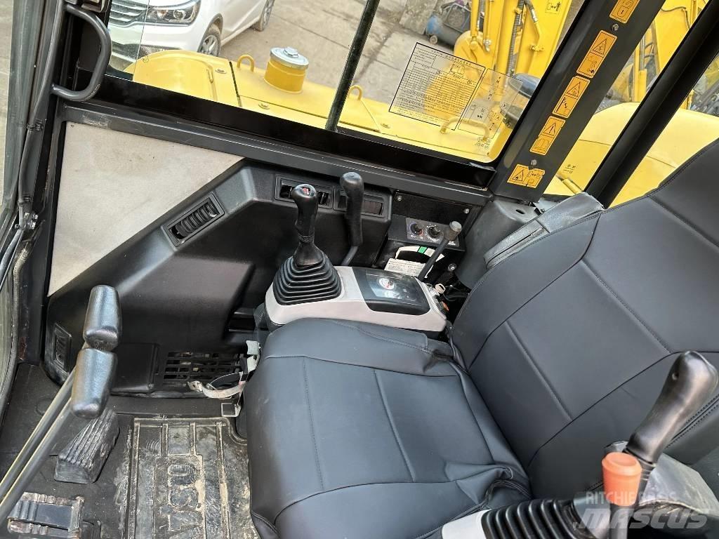 Komatsu PC56-7 Minigravemaskiner