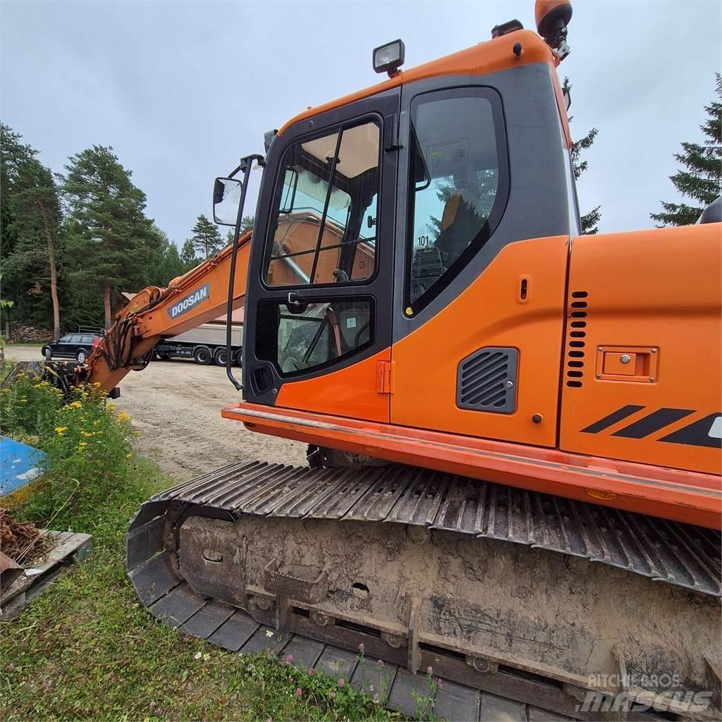 Doosan DX 160LC Gravemaskiner på larvebånd