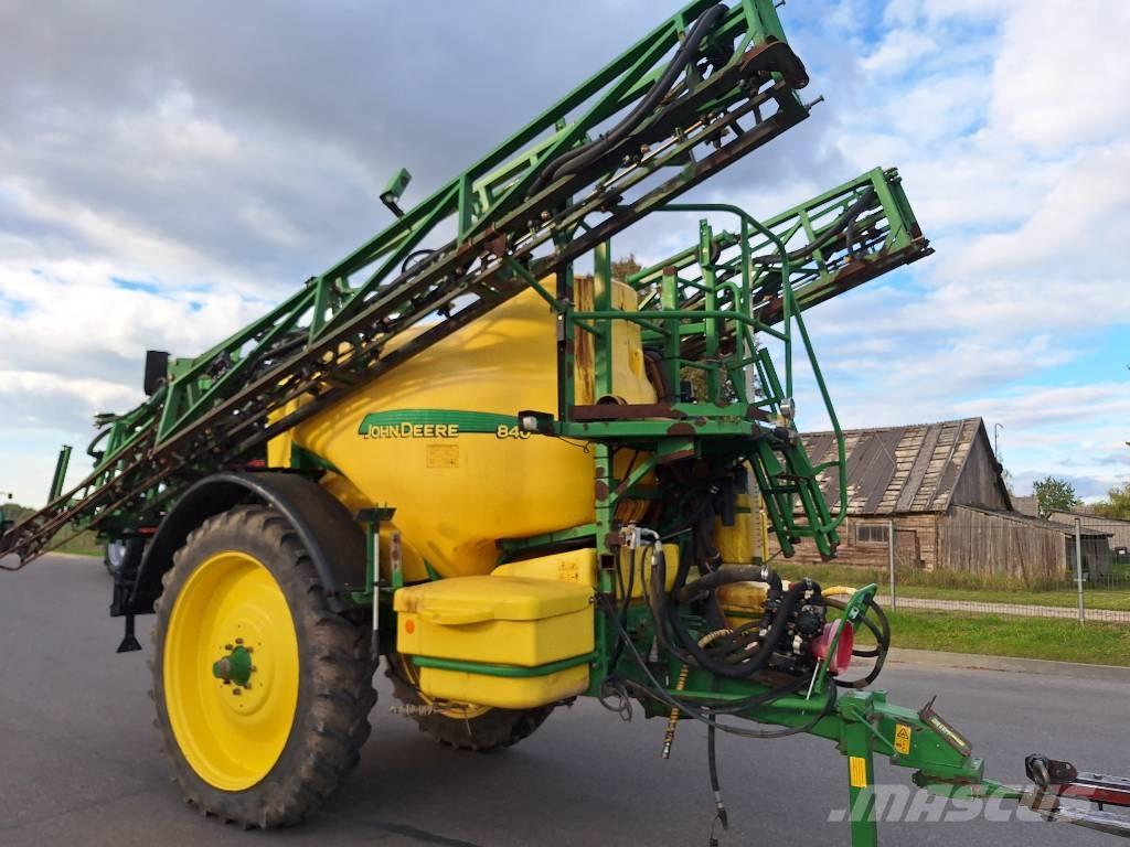 John Deere 840 Trailersprøjter