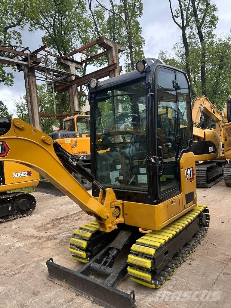 CAT CAT302 Minigravemaskiner