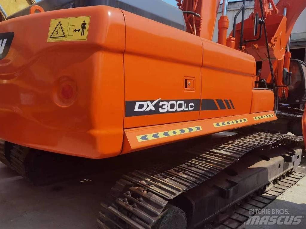 Doosan DX 300LC-9C Gravemaskiner på larvebånd