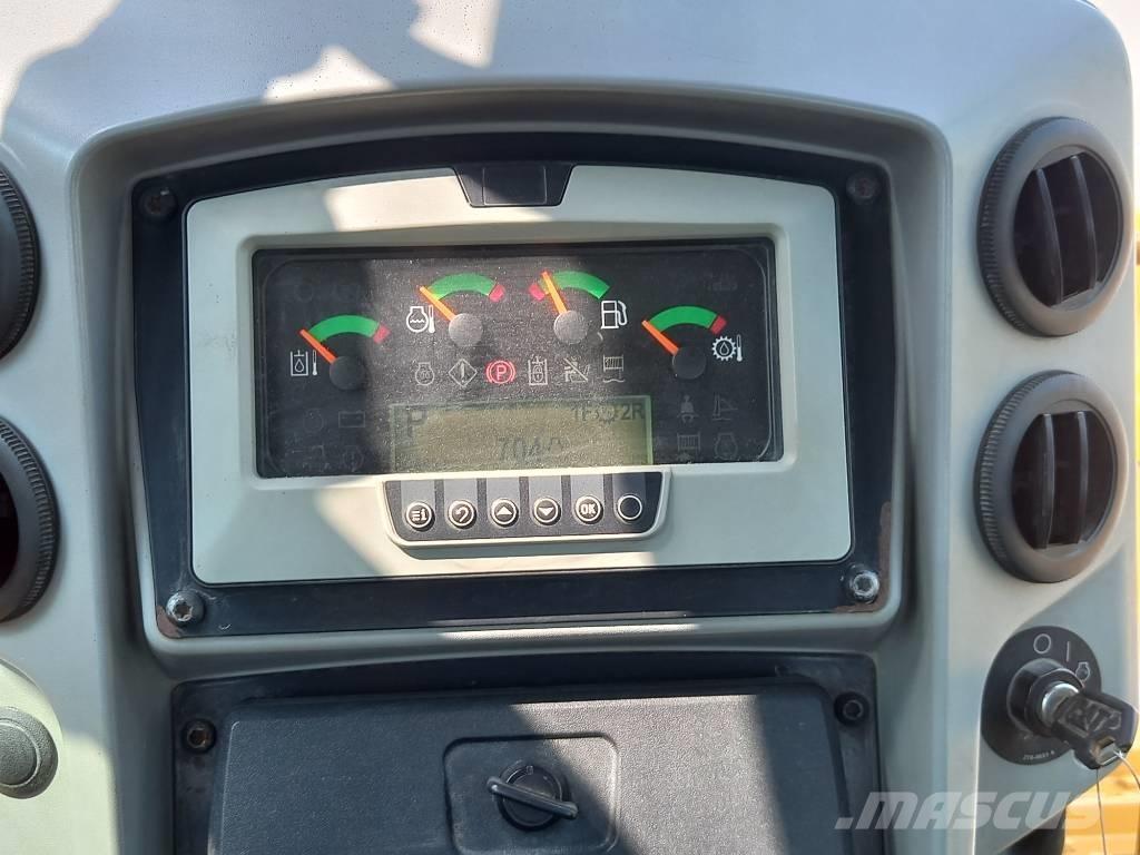 CAT D8T (Jebel Ali) Bulldozer på larvebånd