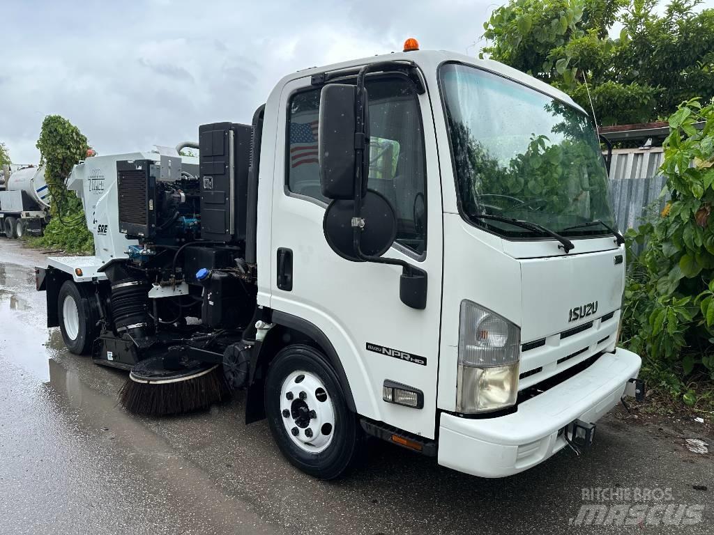 Isuzu NPR HD Fejebiler