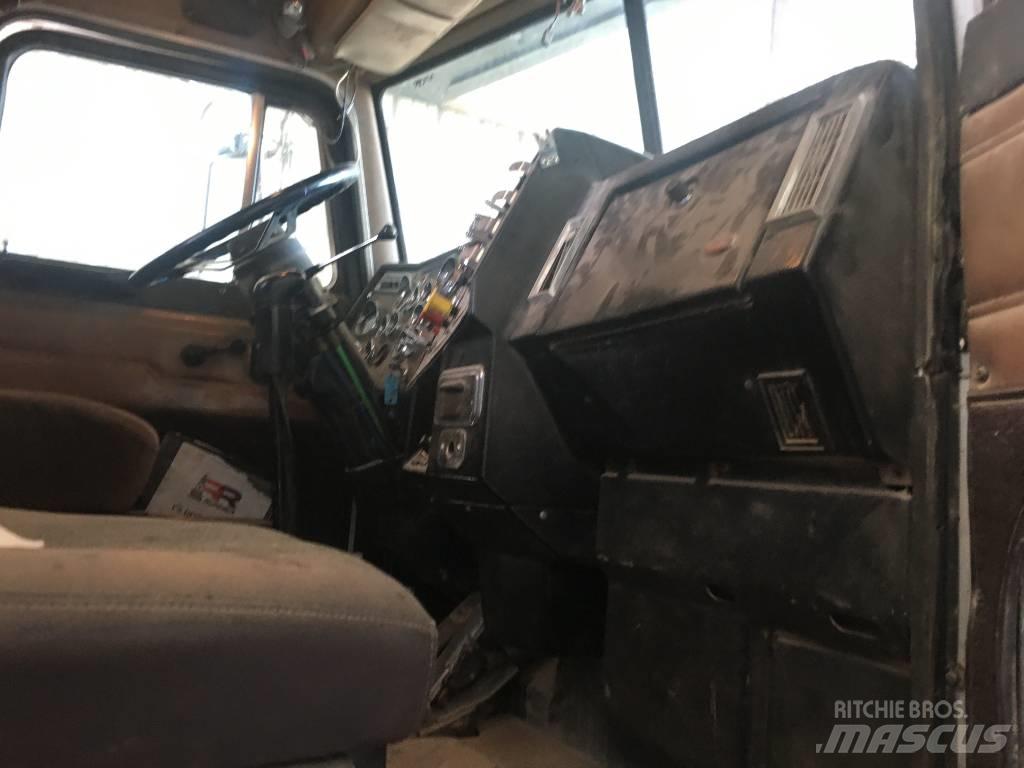 Peterbilt 378 Svejsetraktorer