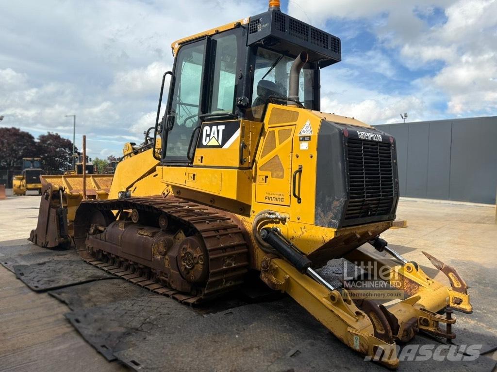 CAT 963 D Larvebåndslæssere