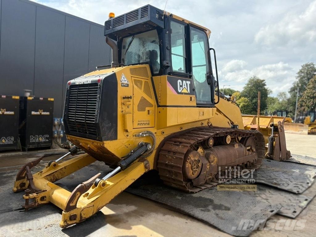 CAT 963 D Larvebåndslæssere