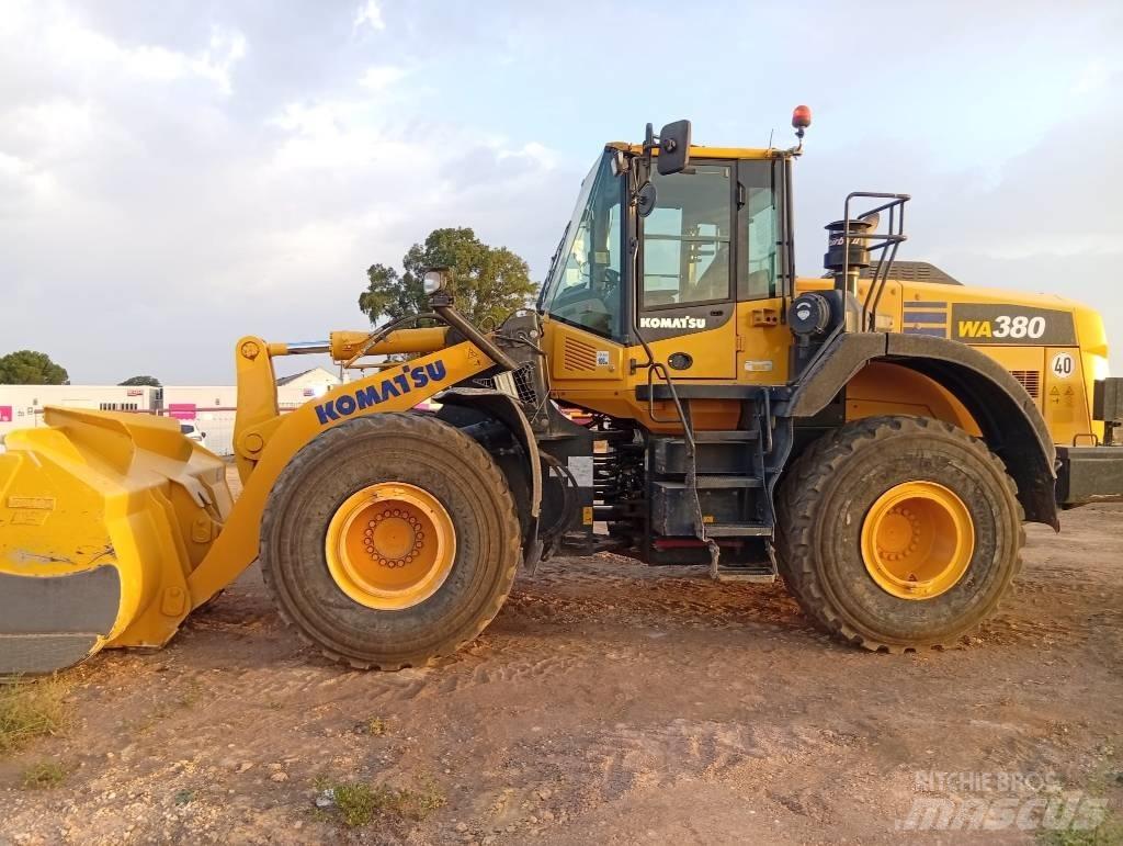 Komatsu WA 380-8 Læssemaskiner på hjul