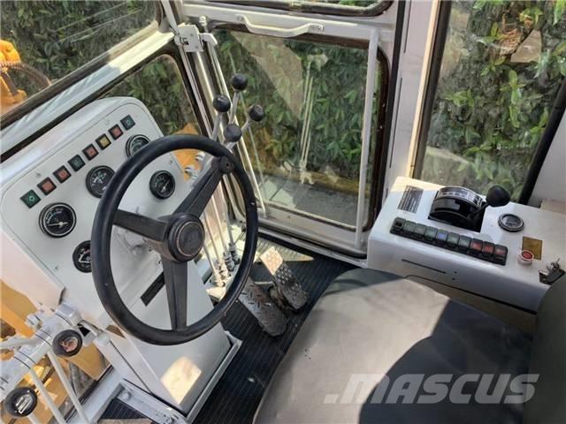 CAT 140K Vejhøvle / Gradere