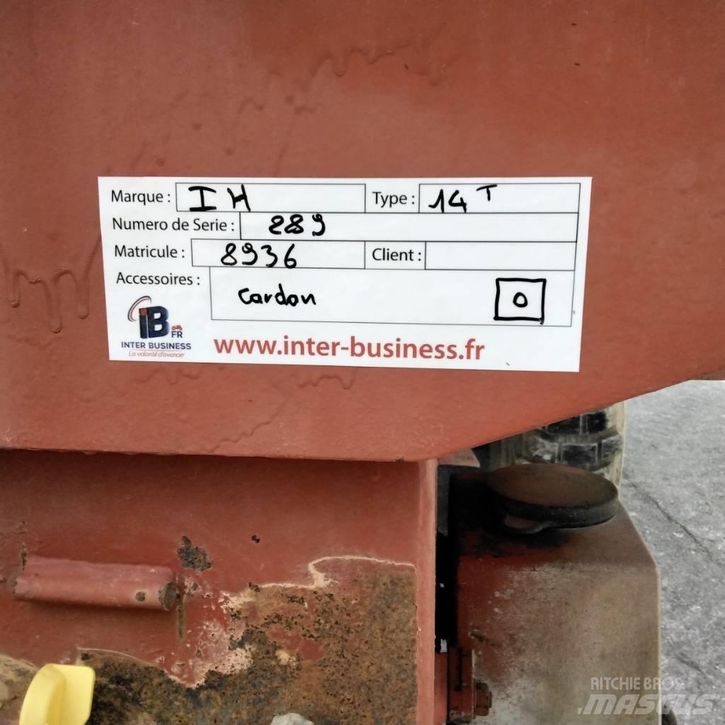 IH B14 Tipvogne