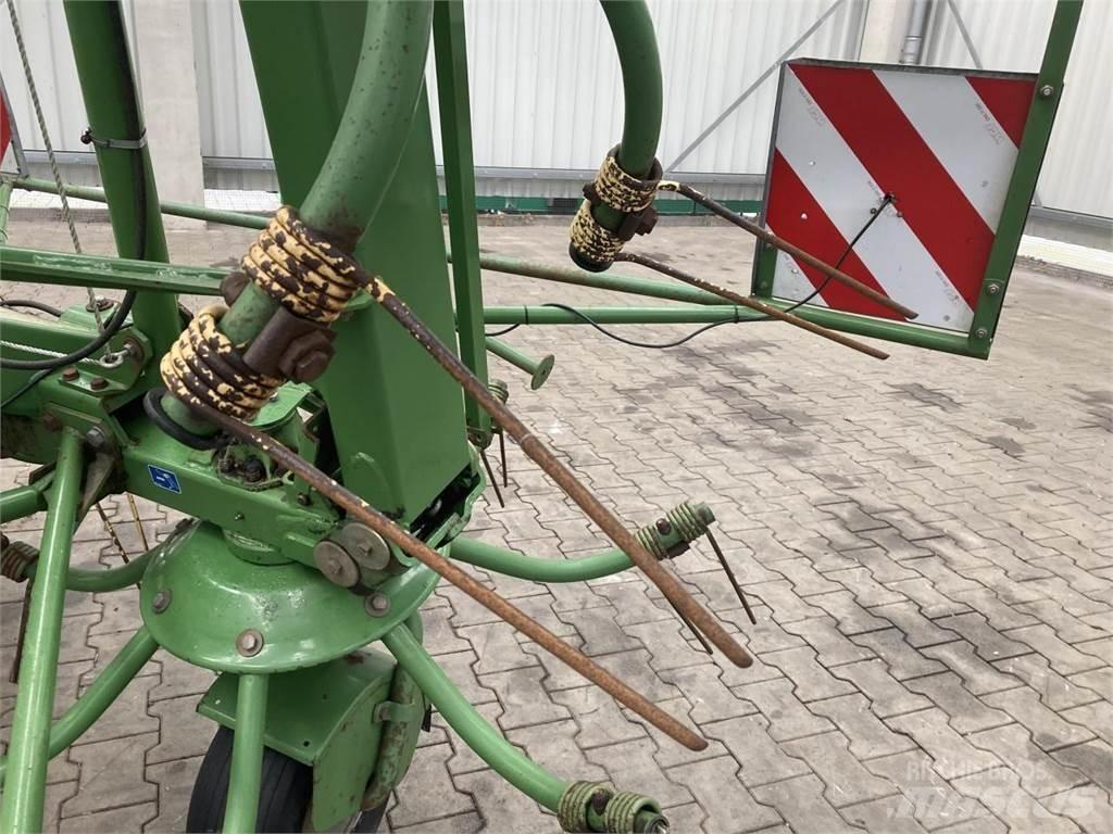 Krone KW7.70/6x7 River og høvendere
