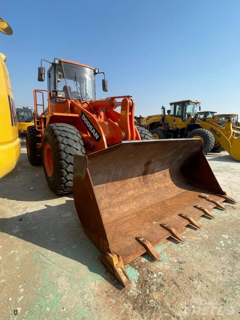 Doosan DL 505 Læssemaskiner på hjul