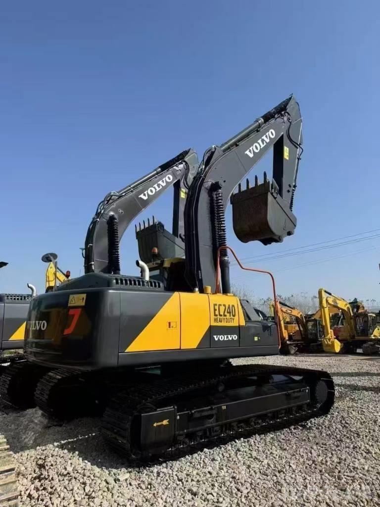 Volvo EC 240 Gravemaskiner på larvebånd