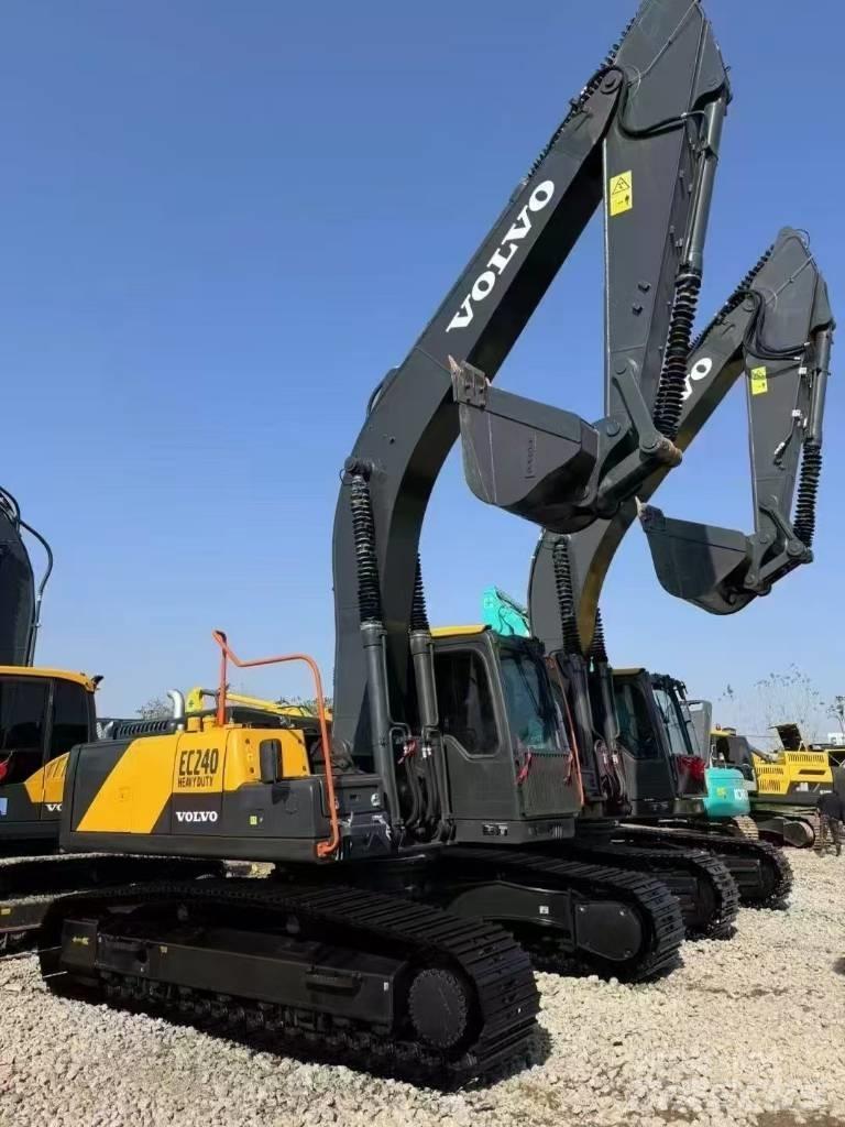 Volvo EC 240 Gravemaskiner på larvebånd