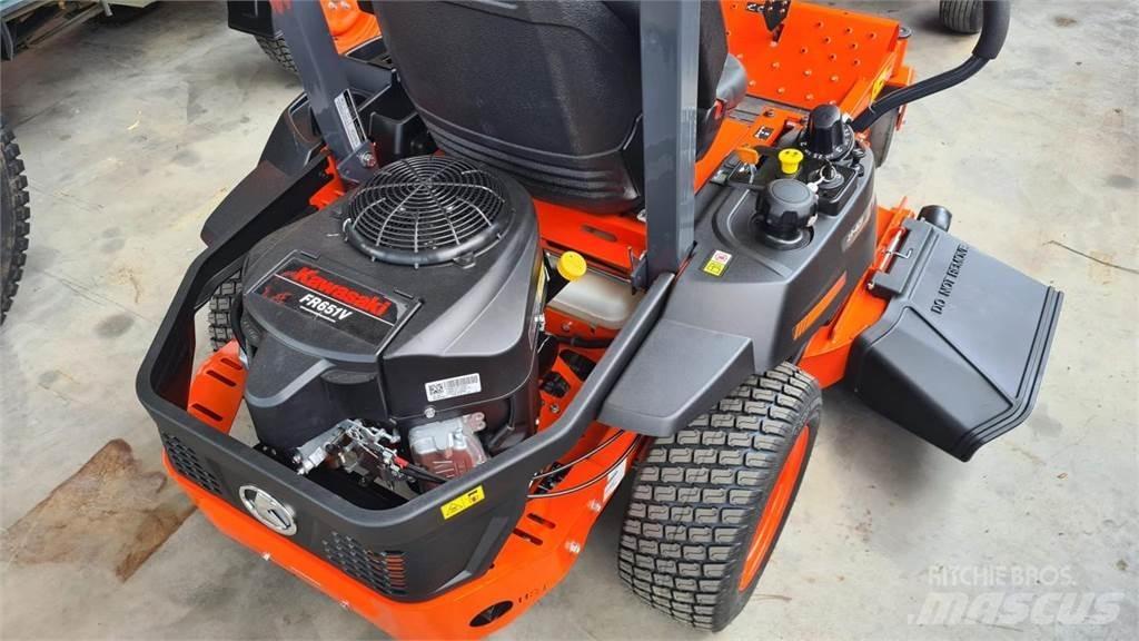 Kubota Z1-421 Green plæneklippere