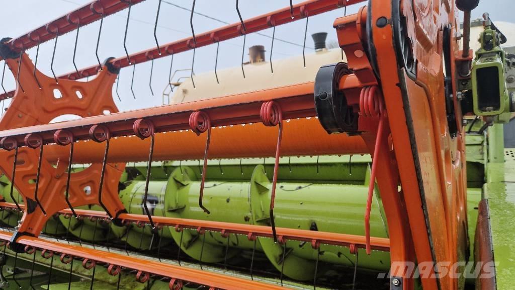 CLAAS Vario 1050 Hoveder til mejetærskere