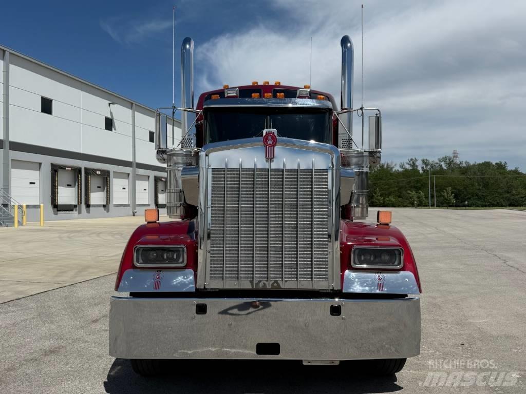 Kenworth W 900 L Trækkere