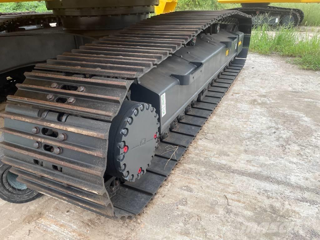 Komatsu PC 220 Gravemaskiner på larvebånd