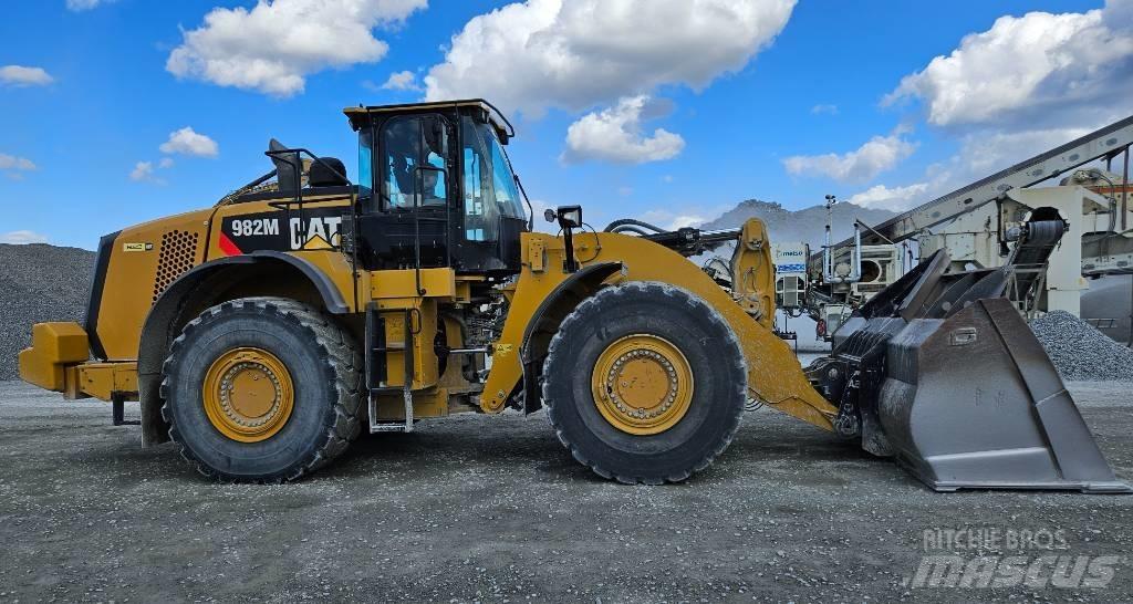 CAT 982 M Læssemaskiner på hjul