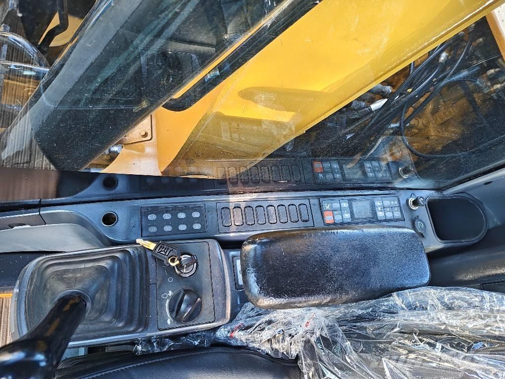 CAT 312 D Gravemaskiner på larvebånd